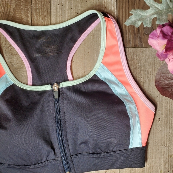 FILA SPORT Pieced Colorful Zip-Front Medium-Impact Sports Bra Size Small EUC - Picture 12 of 13
